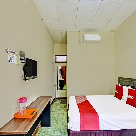 Oyo 90443 Hotel New Kartika In Cilopadang Экстерьер фото