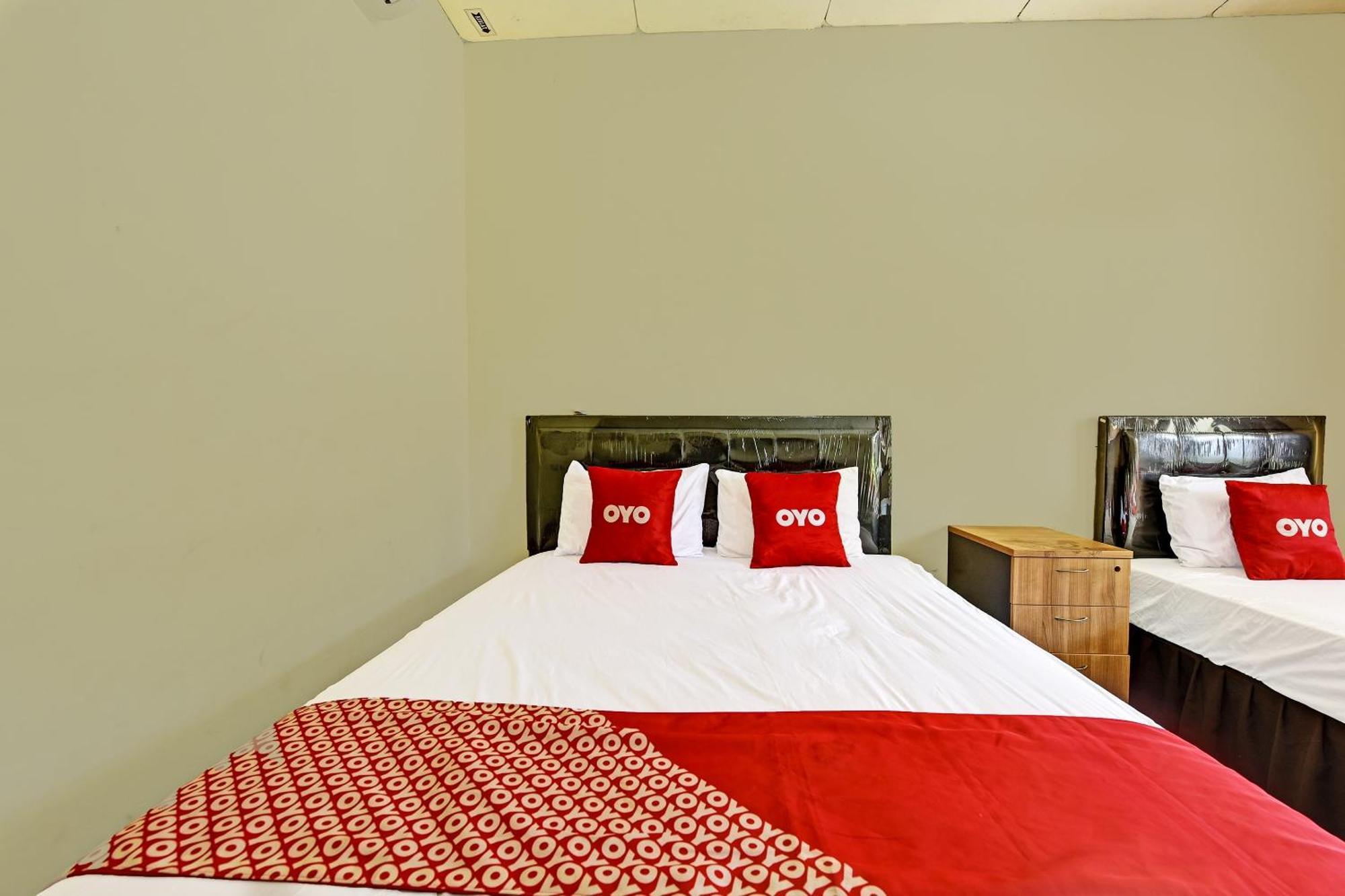 Oyo 90443 Hotel New Kartika In Cilopadang Экстерьер фото