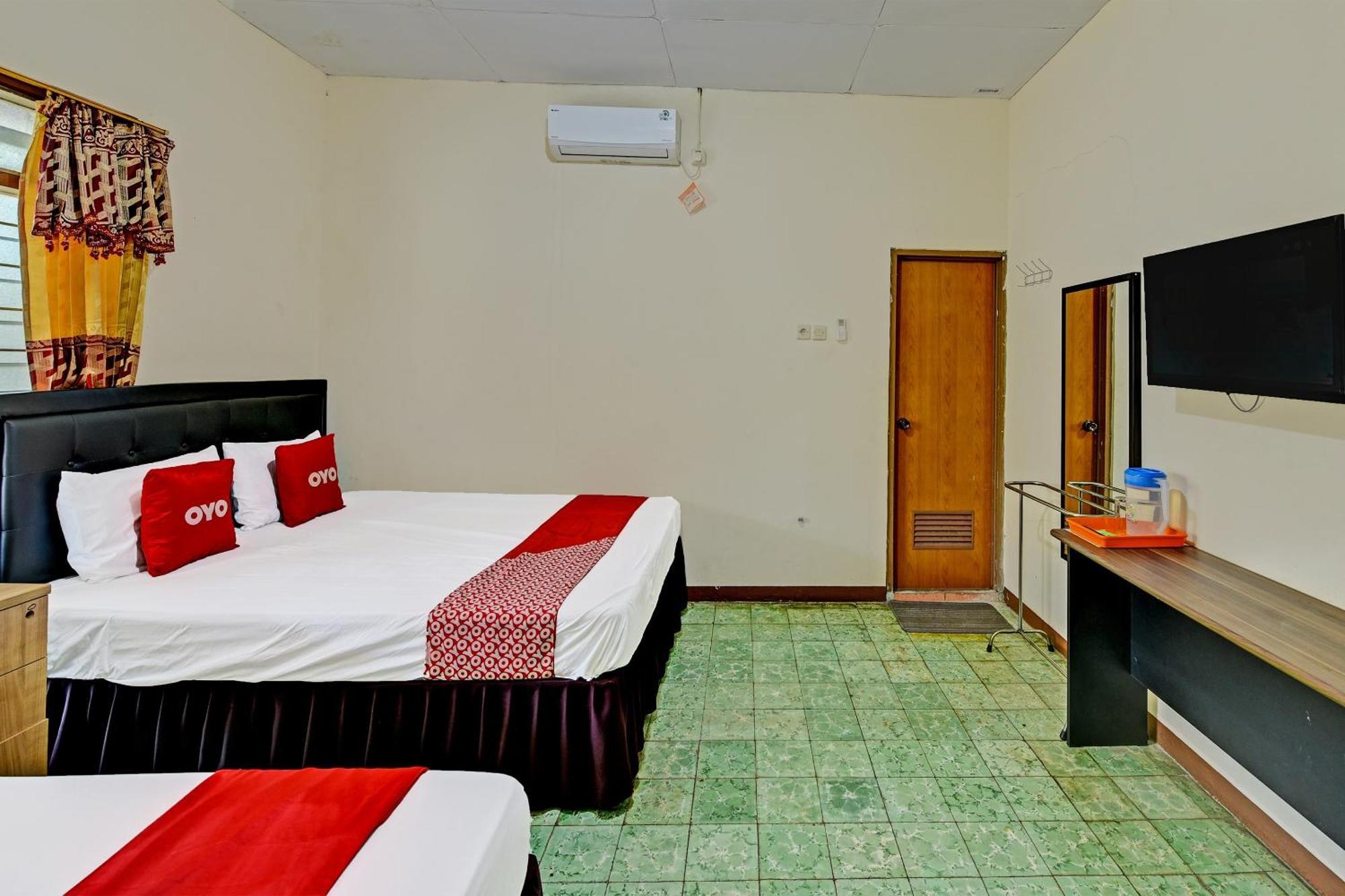 Oyo 90443 Hotel New Kartika In Cilopadang Экстерьер фото